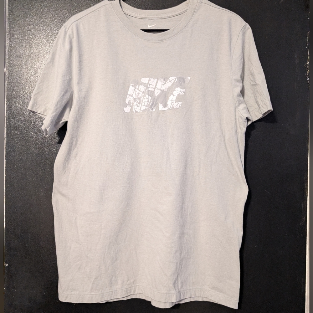 Nike Tee Shirt Men's Gray T-Shirt